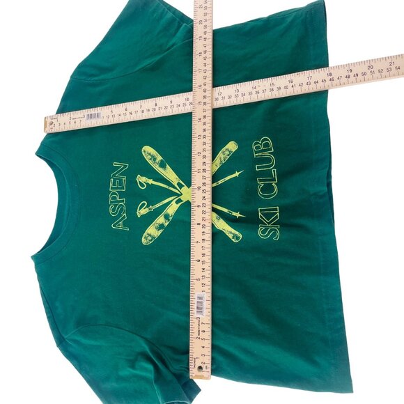 Aspen Ski Club Graphic Tee By Colsie cropped Women's size Large Green - Picture 5 of 5